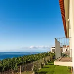 شاليه Rosas House, Private House With Jacuzzi And Bbq Estreito Da Calheta
