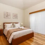 Rosas House, Private House With Jacuzzi And Bbq شاليه Estreito Da Calheta