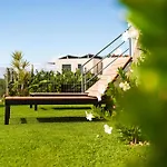 Chalet Rosas House, Private House With Jacuzzi And Bbq Estreito Da Calheta