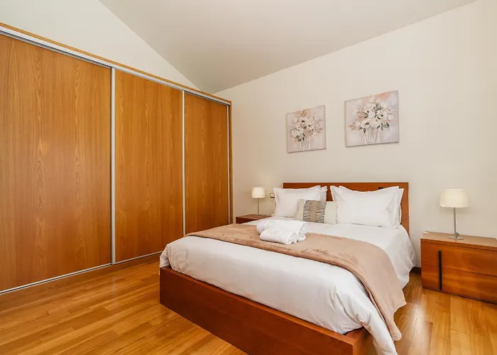 Rosas House, Private House With Jacuzzi And Bbq Chalet Estreito Da Calheta