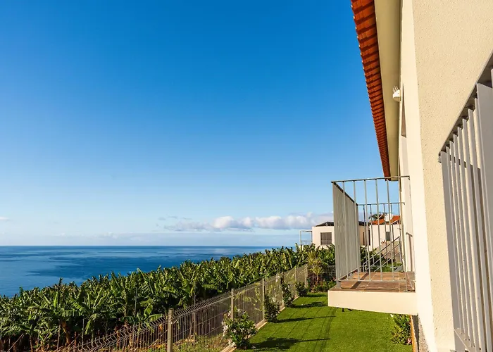 Chalet Rosas House, Private House With Jacuzzi And Bbq Estreito Da Calheta